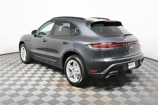 2026 Porsche Macan AWD
