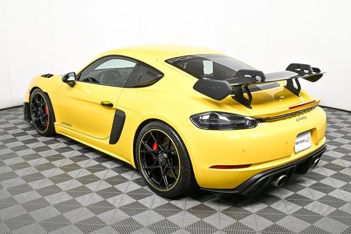 2025 Porsche 718 Cayman GT4 RS