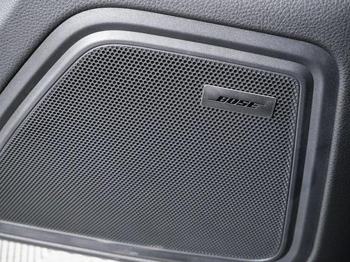 2026 Porsche Macan T