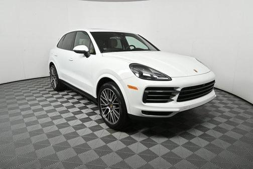 2023 Porsche Cayenne Platinum Edition