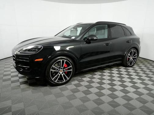2026 Porsche Cayenne GTS
