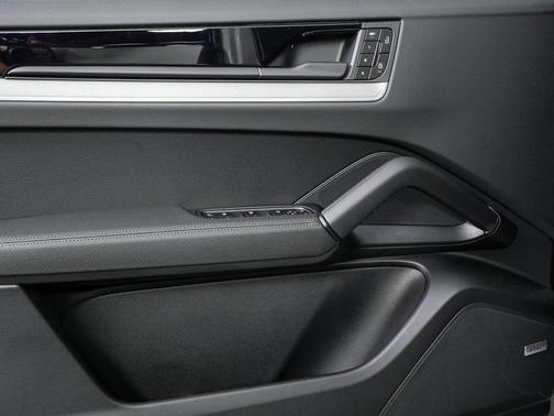 2026 Porsche Cayenne S