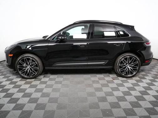 2024 Porsche Macan AWD
