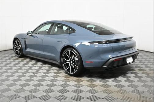 2025 Porsche Taycan 4