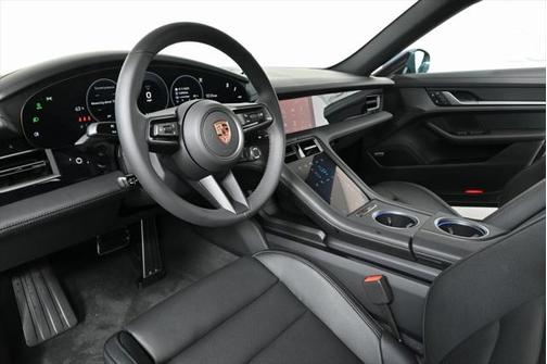 2025 Porsche Taycan 4