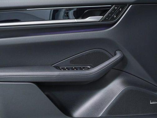 2026 Porsche Macan 4S