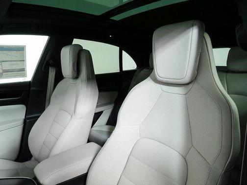 2026 Porsche Macan 4S