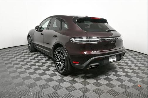 2024 Porsche Macan AWD