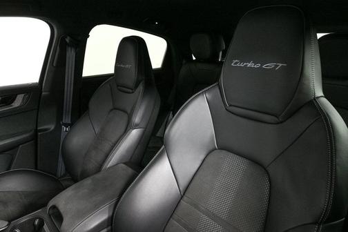 2024 Porsche Cayenne Turbo GT