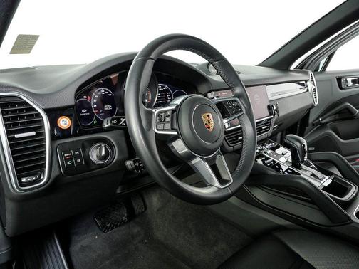 2023 Porsche Cayenne Cayenne