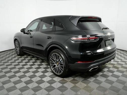 2023 Porsche Cayenne Cayenne