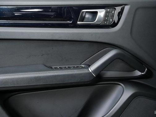 2023 Porsche Cayenne Cayenne