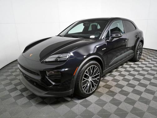 Jet Black Metallic 2025 Porsche Macan Macan Electric
