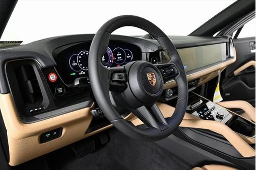 2025 Porsche Cayenne AWD