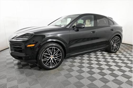 2025 Porsche Cayenne AWD