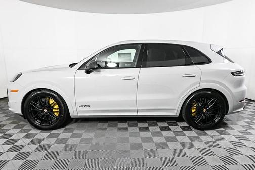 2026 Porsche Cayenne GTS