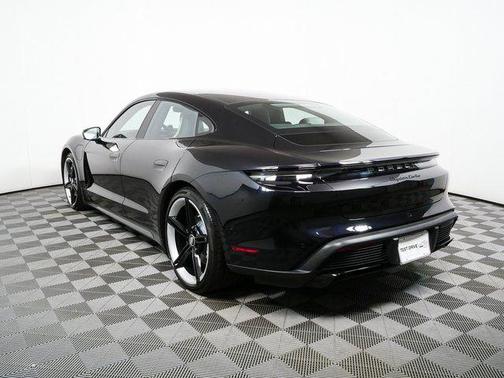 2020 Porsche Taycan Turbo