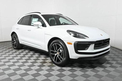 2025 Porsche Macan Base