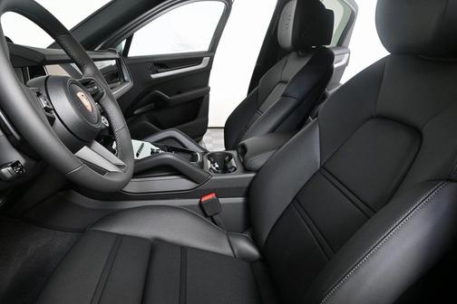 2026 Porsche Cayenne AWD