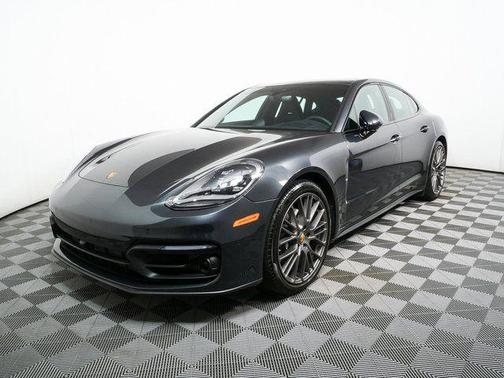 2023 Porsche Panamera Platinum Edition