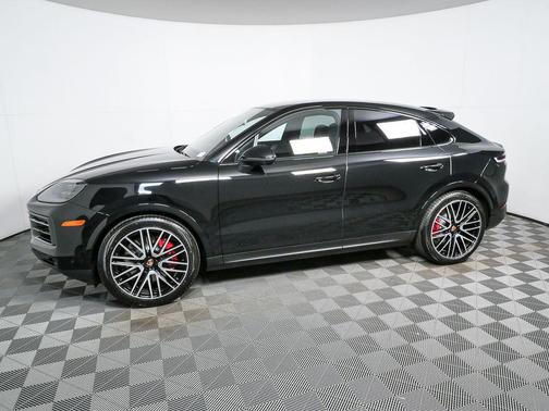 Chromite Black Metallic 2026 Porsche Cayenne S