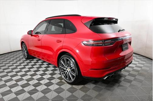 2023 Porsche Cayenne Turbo