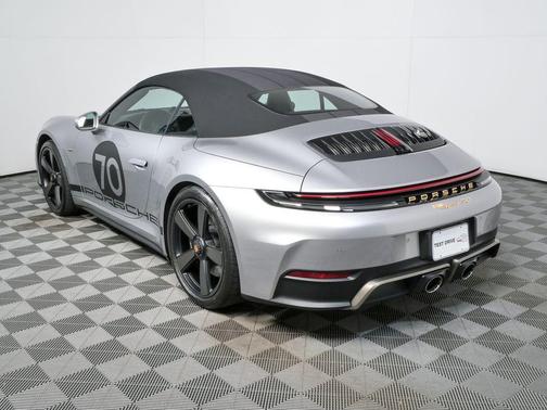 GT Silver Metallic 2026 Porsche 911 Carrera GTS