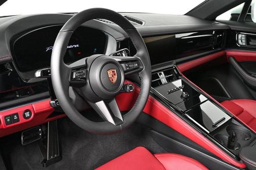 2026 Porsche Panamera RWD