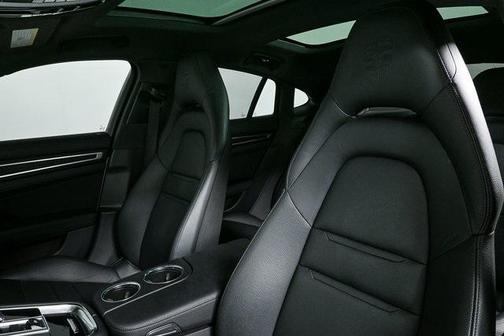 2022 Porsche Panamera Platinum Edition