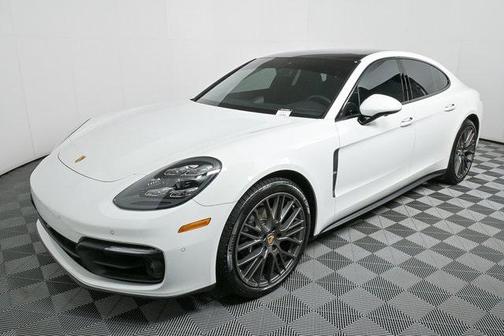 2022 Porsche Panamera Platinum Edition