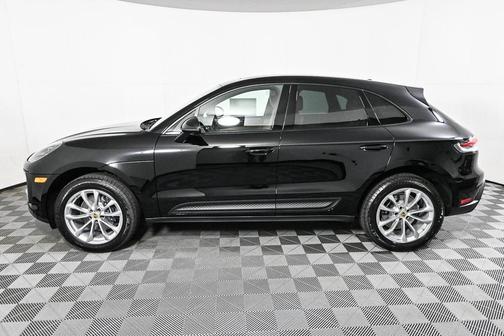2026 Porsche Macan AWD
