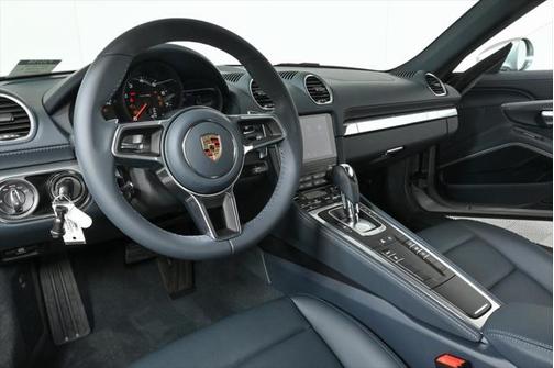 2024 Porsche 718 Cayman Style Edition