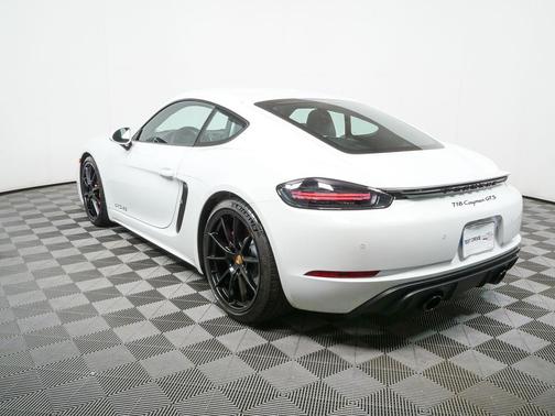 2025 Porsche 718 Cayman GTS 4.0