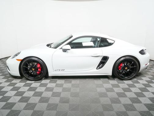 2025 Porsche 718 Cayman GTS 4.0