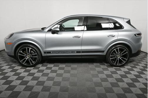 2024 Porsche Cayenne AWD