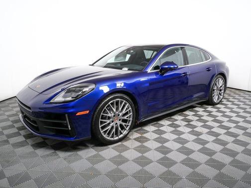2026 Porsche Panamera RWD