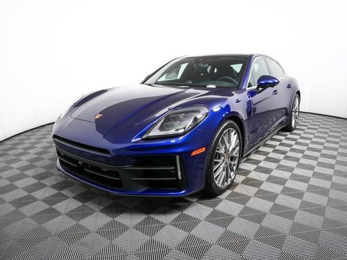 2026 Porsche Panamera RWD