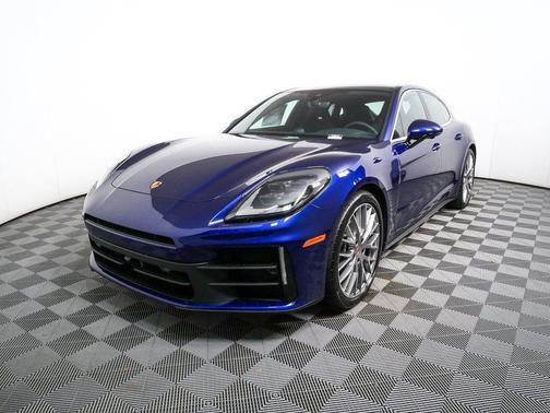 2026 Porsche Panamera RWD