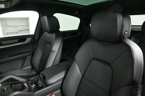 2025 Porsche Cayenne S