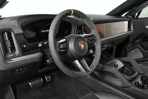 2024 Porsche Cayenne Turbo GT