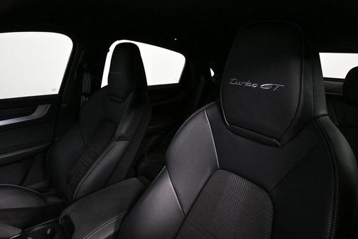 2024 Porsche Cayenne Turbo GT