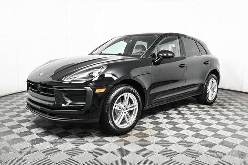 2025 Porsche Macan AWD