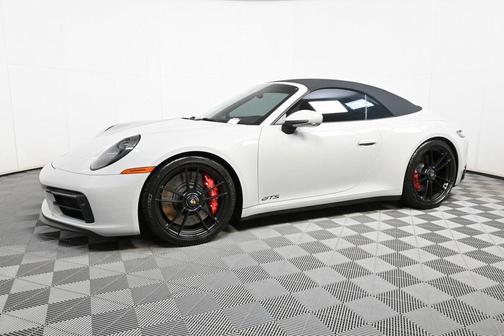 2024 Porsche 911 Carrera GTS