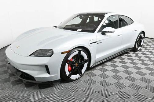 2025 Porsche Taycan GTS