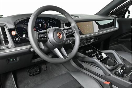 2025 Porsche Cayenne AWD