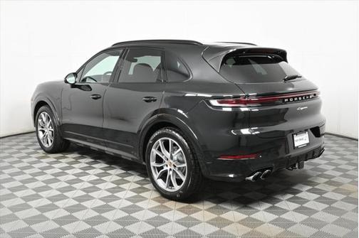 2025 Porsche Cayenne AWD