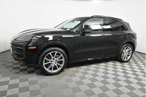 2025 Porsche Cayenne AWD