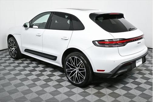 2022 Porsche Macan Base