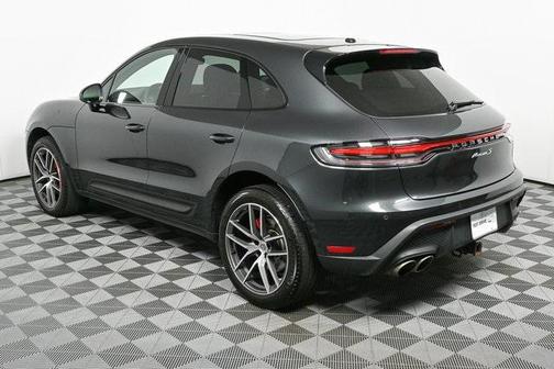 2022 Porsche Macan Base