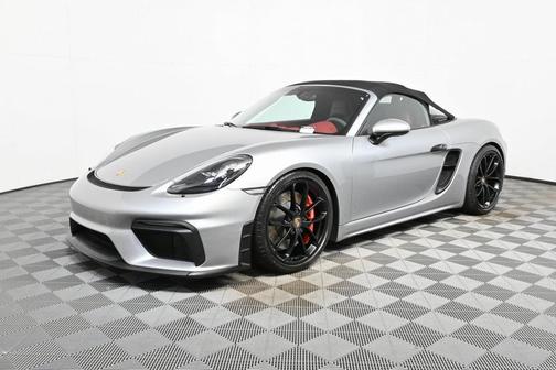 2022 Porsche 718 Spyder RWD